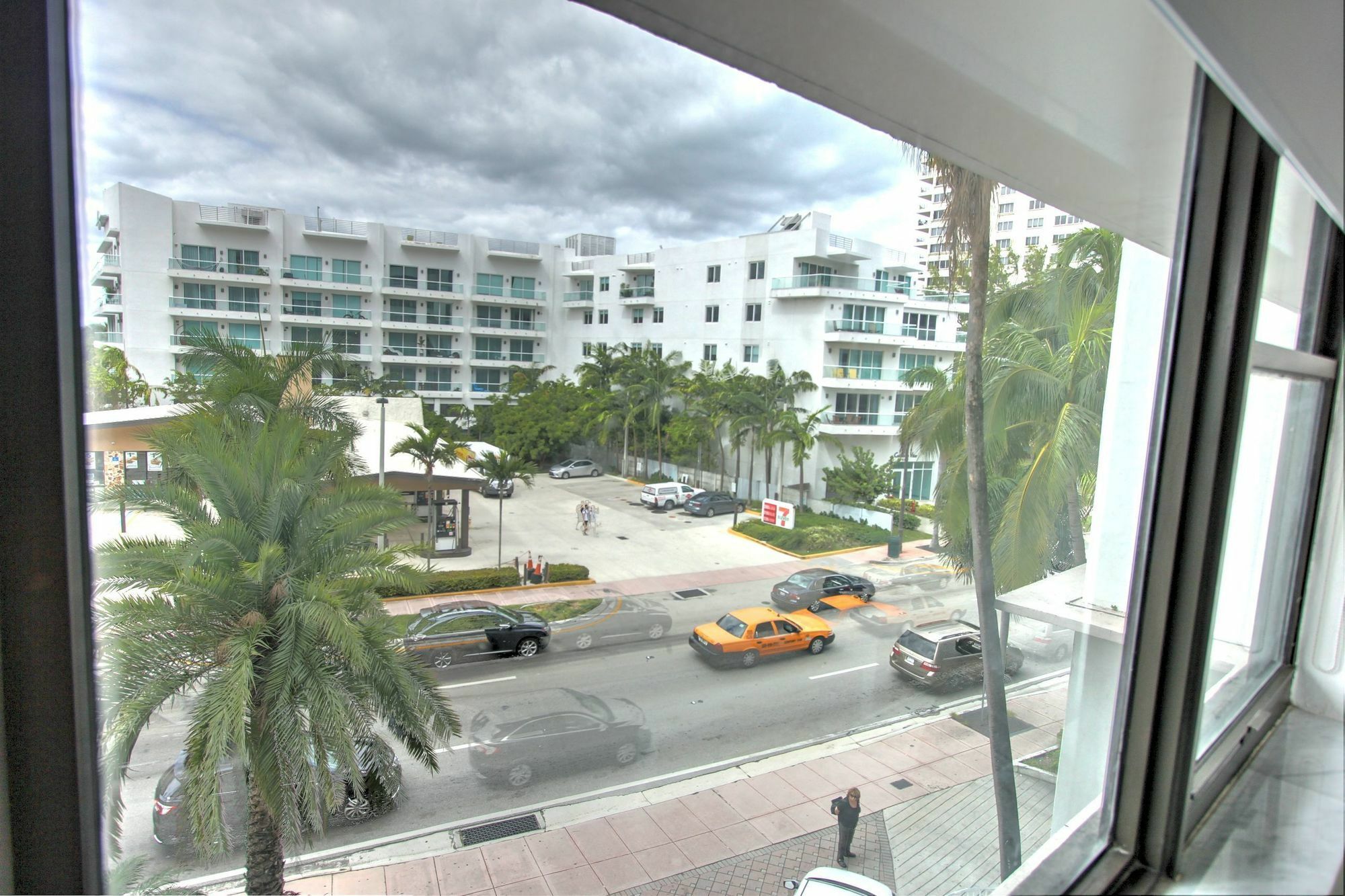 Private Apartments At The Casablanca Miami Beach Bagian luar foto